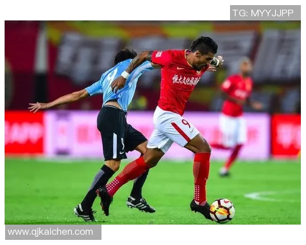 恒大与华夏幸福激战正酣现场直击精彩瞬间回顾与分析