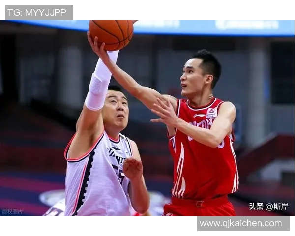 韩德君的篮球传奇之路:从青涩少年到CBA巨星的成长历程与辉煌成就